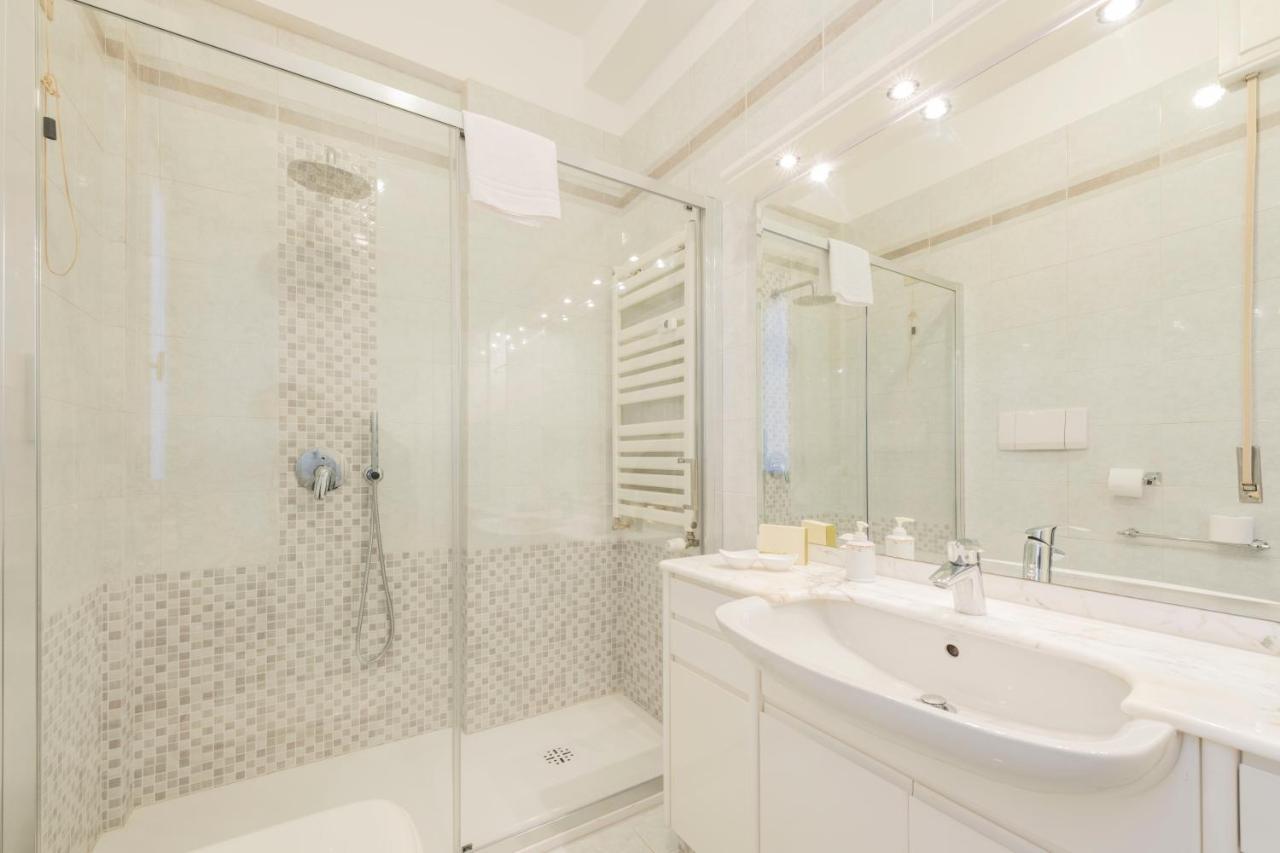 Residenza Astra Appartement Verona Buitenkant foto
